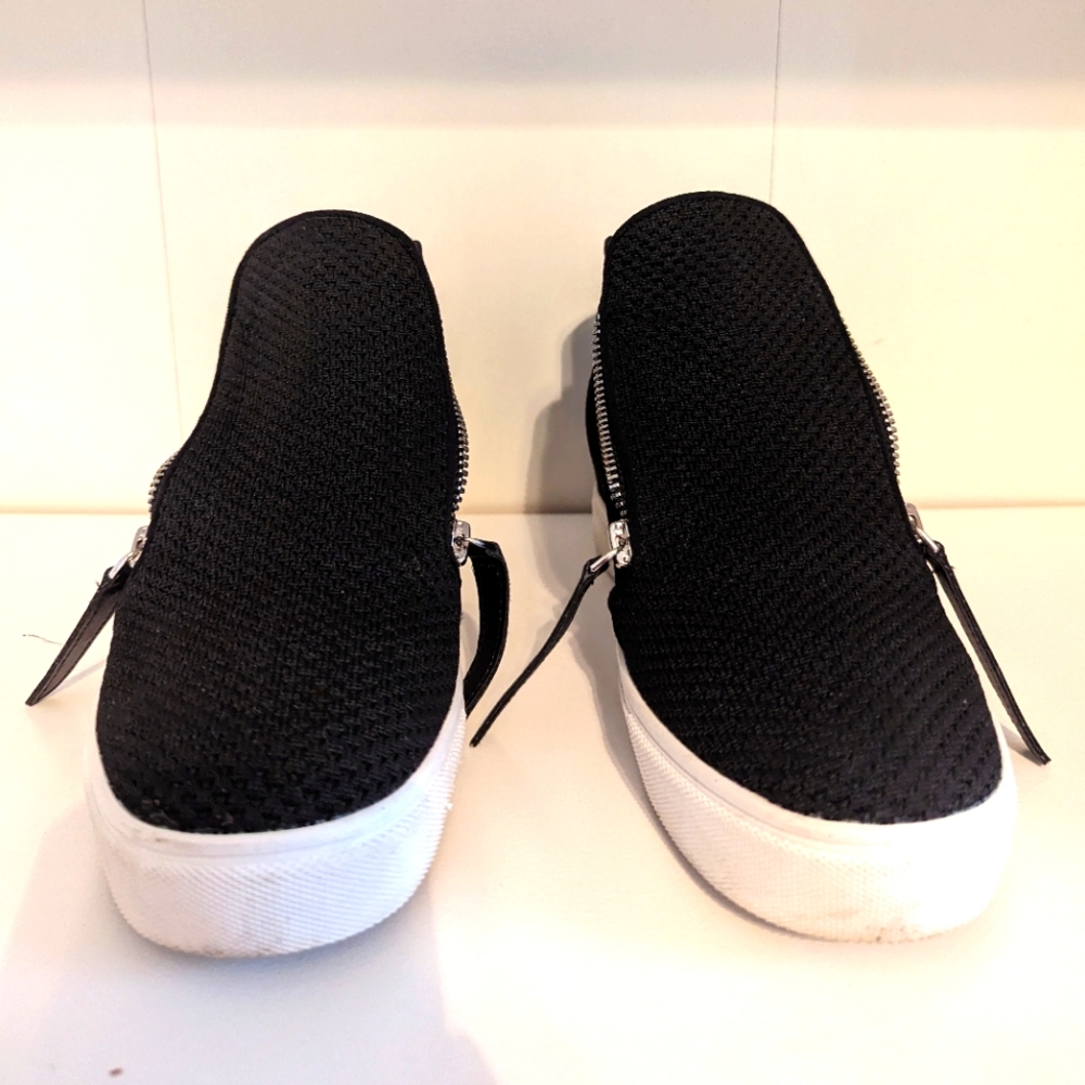 Steve Madden Black Wedge Sneaker